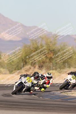 media/Nov-02-2025-CVMA (Sun) [[337aff29ab]]/Race 17-Amateur Supersport Middleweight/